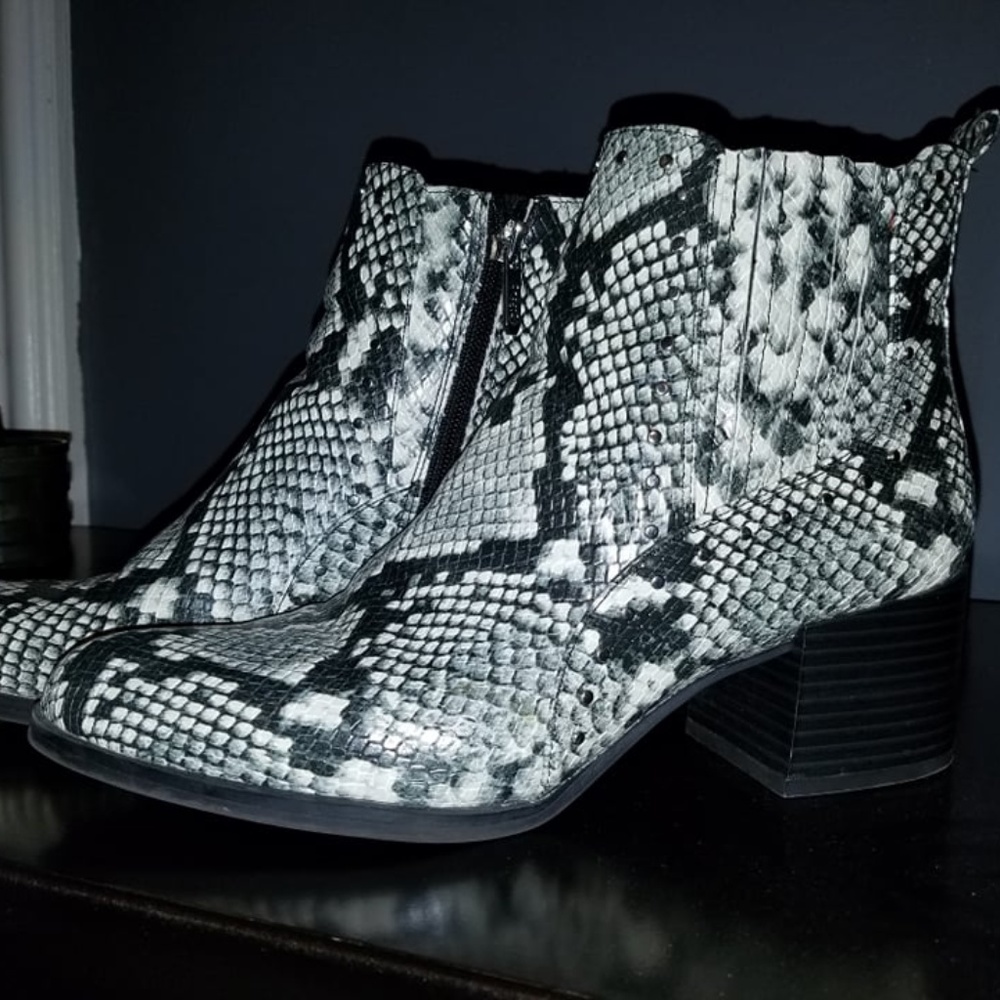 Sam Edelman Circus Snakeskin Boots